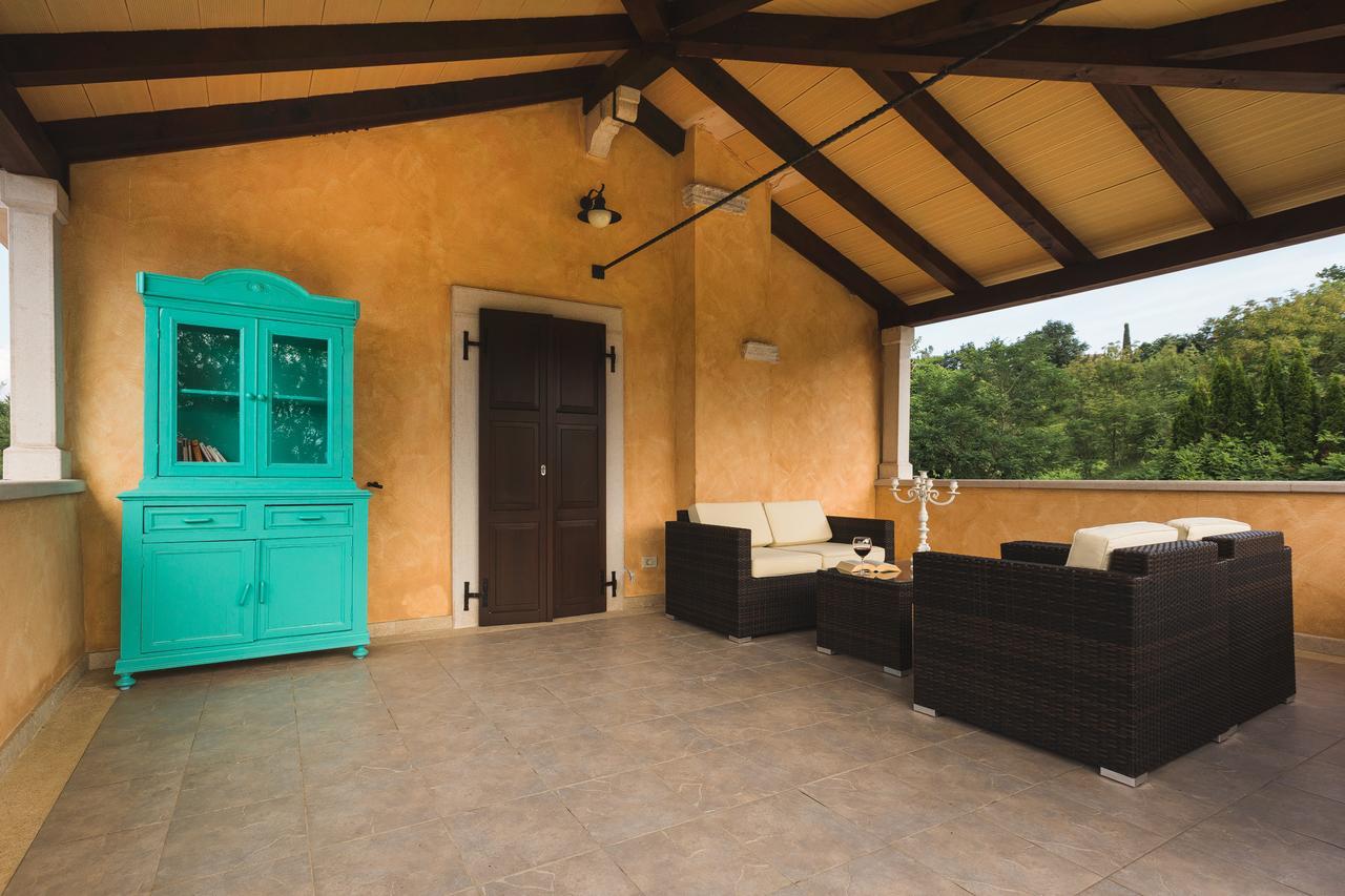 Villa Momiano With Private Pool Momjan Zewnętrze zdjęcie